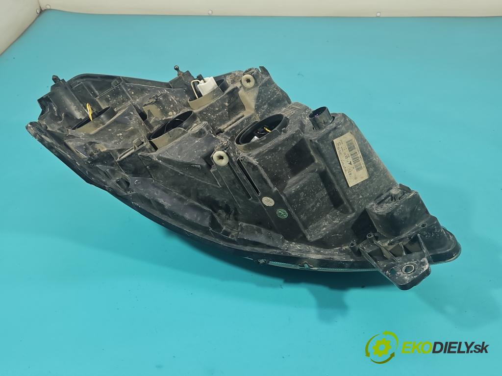 Iveco Daily IV 2006-2014 2.3 HPI 106 HP manual 78 kW 2287 cm3 5- Reflektor: pravý 5801375415 (Pravé)