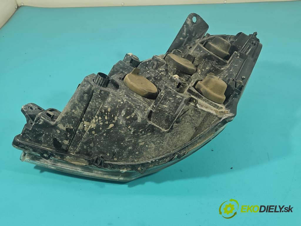 Iveco Daily IV 2006-2014 2.3 HPI 106 HP manual 78 kW 2287 cm3 5- Reflektor: pravý 5801375415 (Pravé)