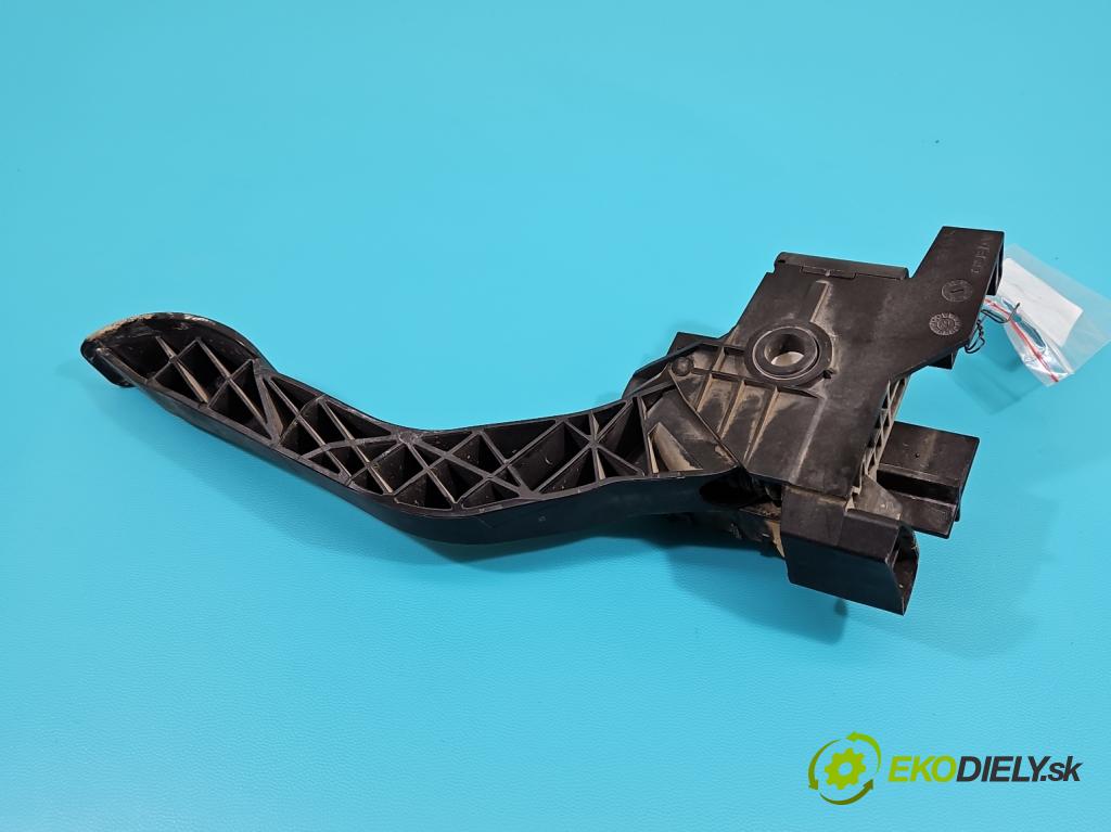 Iveco Daily IV 2006-2014 2.3 HPI 106 HP manual 78 kW 2287 cm3 5- pedal plyn potenciometr: 5801333490