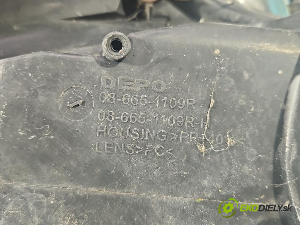 Skoda Superb I 2001-2008 1.9 tdi 131 HP manual 96 kW 1896 cm3 4- Reflektor: pravý (Pravé)