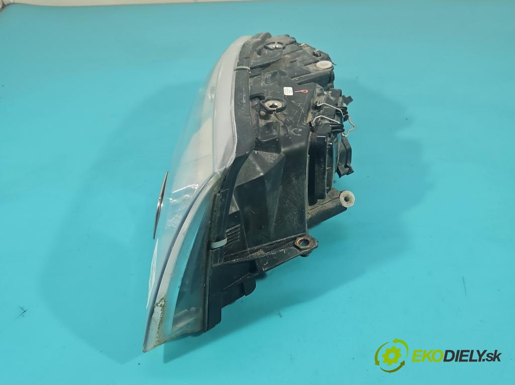 Skoda Superb I 2001-2008 1.9 tdi 131 HP manual 96 kW 1896 cm3 4- Reflektor: pravý (Pravé)