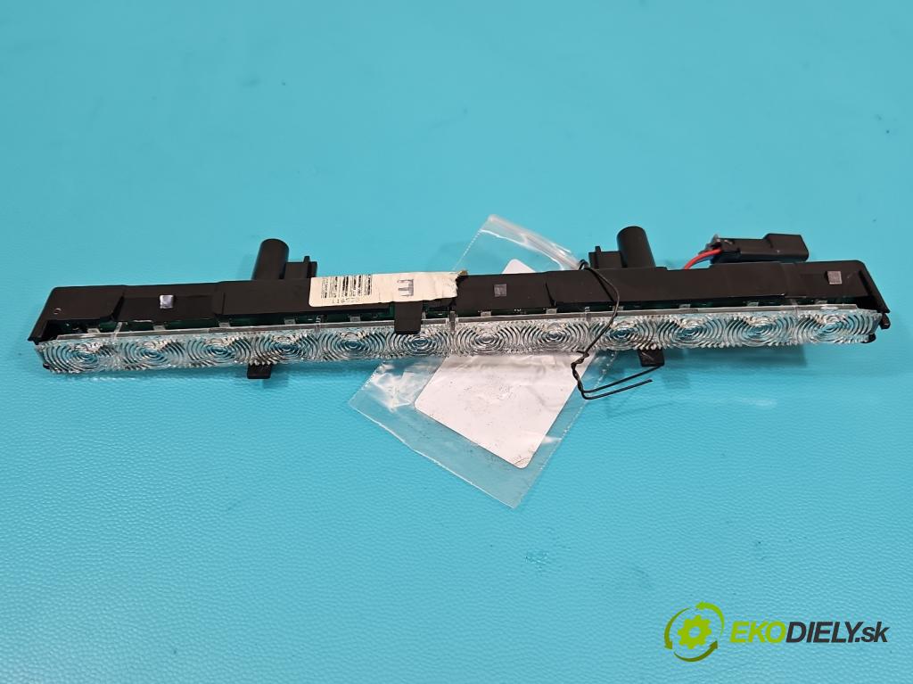 Opel Meriva A 2002-2010 1.6 16V 105 HP manual 77 kW 1598 cm3 5- světlo: stop: 13179989