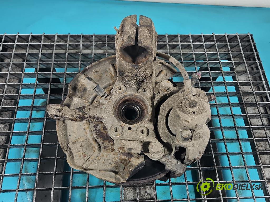 Audi A3 8P 2003-2012 1.9 tdi (BKC) 105 HP manual 77 kW 1896 cm3 3- náboj ľavé  (Náboje)