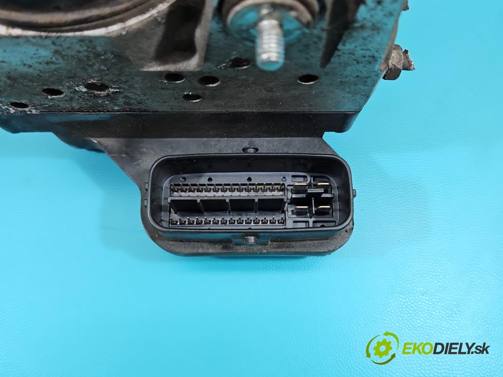 Toyota Rav4 II 2000-2005 2.0 d4d 116 HP manual 85 kW 1995 cm3 5- čerpadlo abs 44540-42040 (Pumpy ABS)