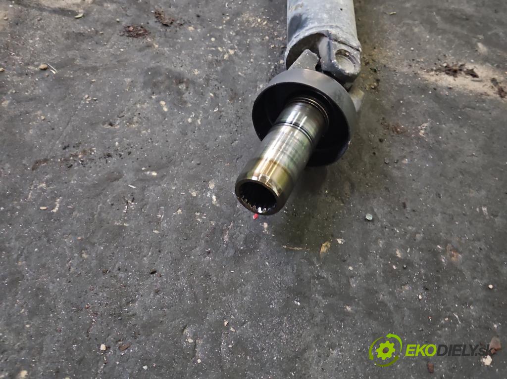 Toyota Rav4 II 2000-2005 2.0 d4d 116 HP manual 85 kW 1995 cm3 5- Hřídel: zadné  (Kardaňový hriadeľ)