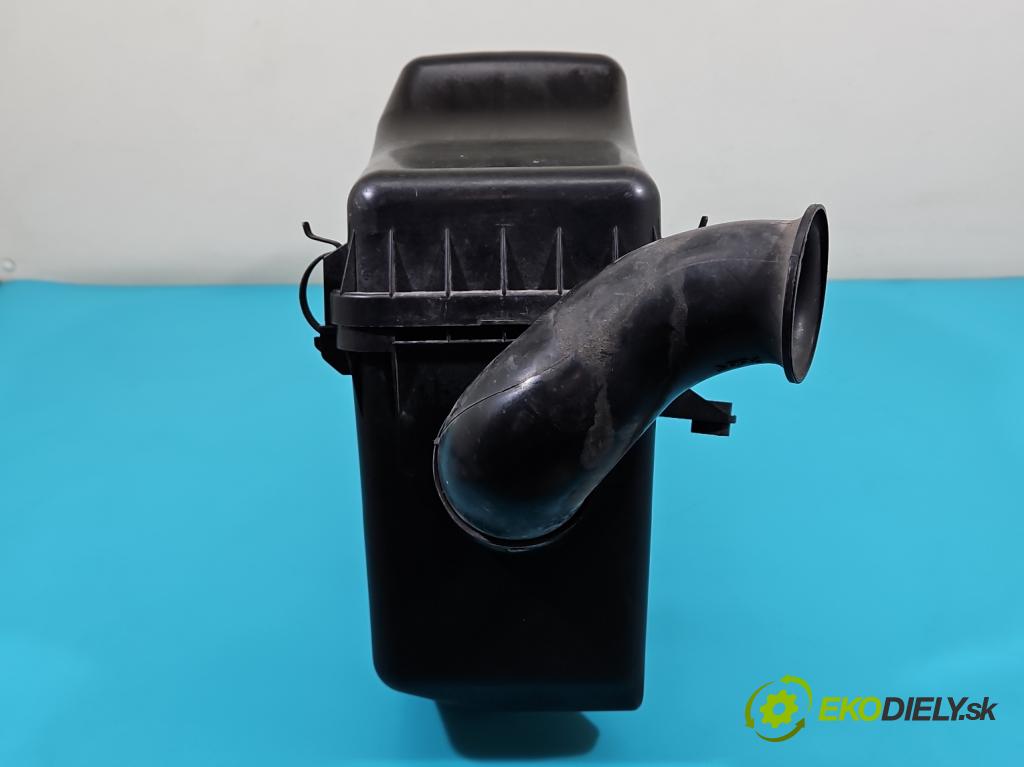 Toyota Rav4 II 2000-2005 2.0 d4d 116 HP manual 85 kW 1995 cm3 5- obal filtra vzduchu 22020-27061 (Obaly filtrov vzduchu)