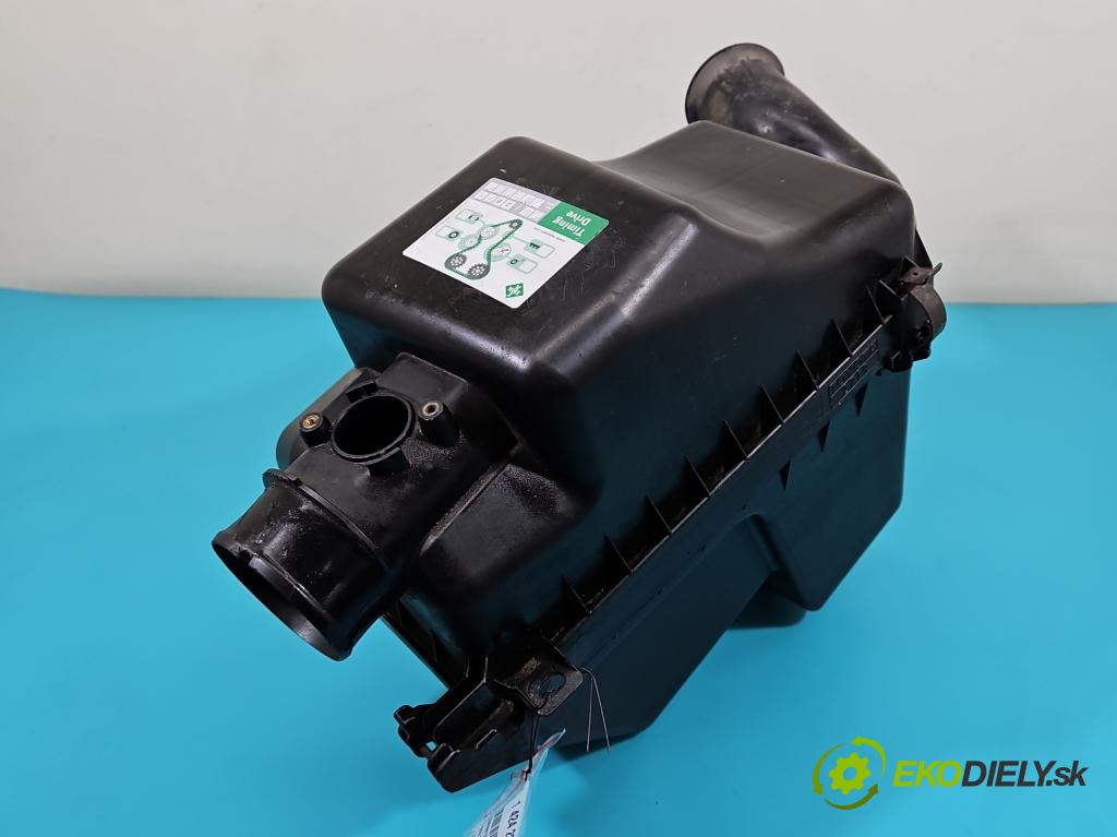 Toyota Rav4 II 2000-2005 2.0 d4d 116 HP manual 85 kW 1995 cm3 5- obal filtra vzduchu 22020-27061 (Obaly filtrov vzduchu)