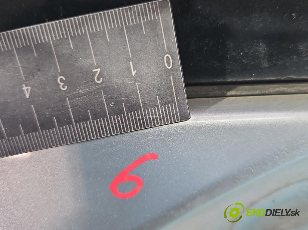 Toyota Rav4 II 2000-2005 2.0 d4d 116 hp manual 85 kW 1995 cm3 5- zadní kufrové dveře  (Zadní kapoty)