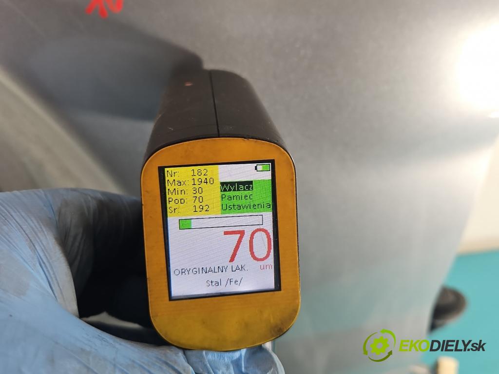 Toyota Rav4 II 2000-2005 2.0 d4d 116 hp manual 85 kW 1995 cm3 5- zadní kufrové dveře  (Zadní kapoty)