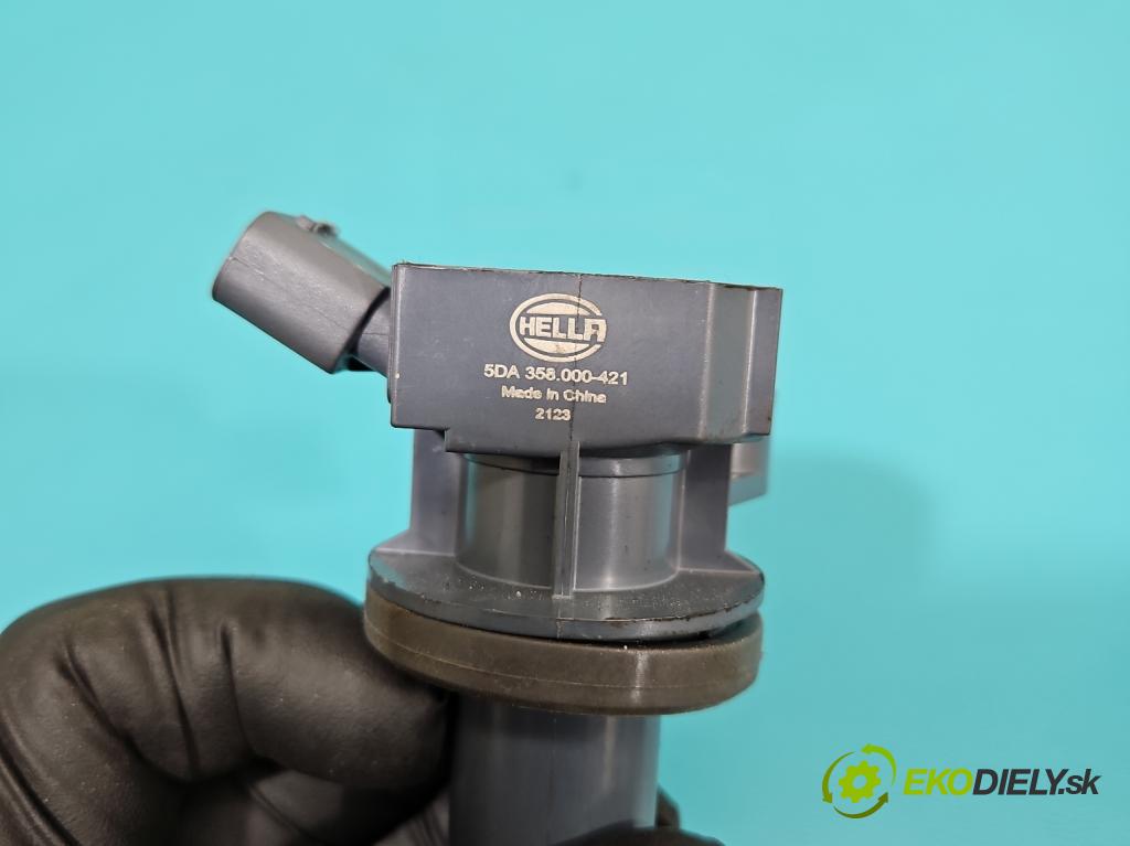 Toyota Corolla E12 2001-2009 1.4 vvt-i 97KM manual 71 kW 1398 cm3 3- cievka zapaľovacia 90080-19019 (Zapaľovacie cievky, moduly)