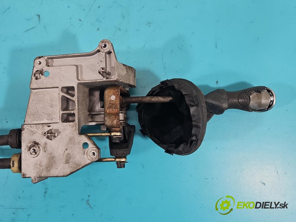 Citroen Xsara Picasso 1.6 hdi 109 HP manual 80 kW 1560 cm3 5- Páka: Změny: stupeň,rýchlosť  (Rýchlostná páka (kulisa))