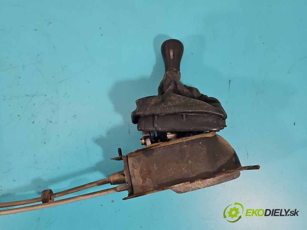 Vw Passat B4 1993-1997 2.0 8V 116 HP manual 85 kW 1984 cm3 5- Páka: Změny: stupeň,rýchlosť  (Rýchlostná páka (kulisa))