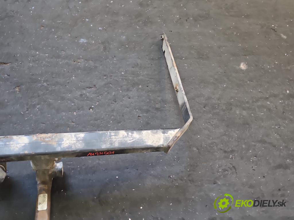 Ford C-Max I 2003-2010 1.8 16v 125 hp manual 92 kW 1798 cm3 5- oko tažné  (Tažná zařízení)