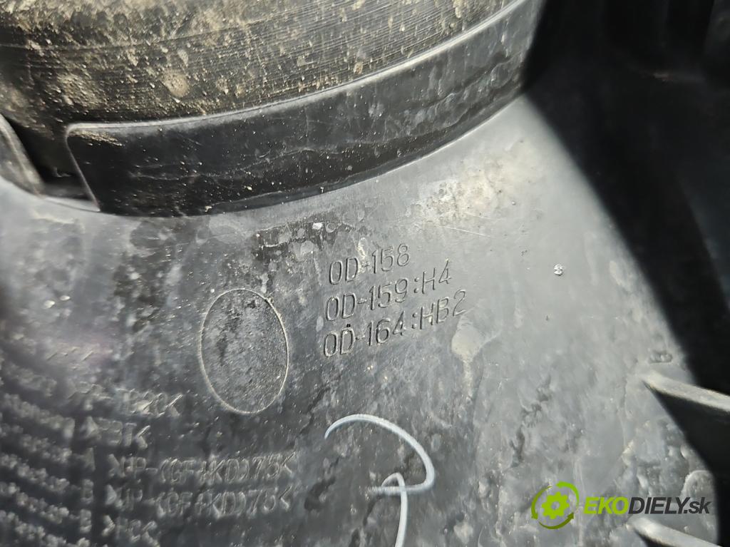 Toyota Yaris III 2011-2020 1.0 VVT-i: 69KM manual 51 kW 998 cm3 3- Reflektor: pravý  (Pravé)