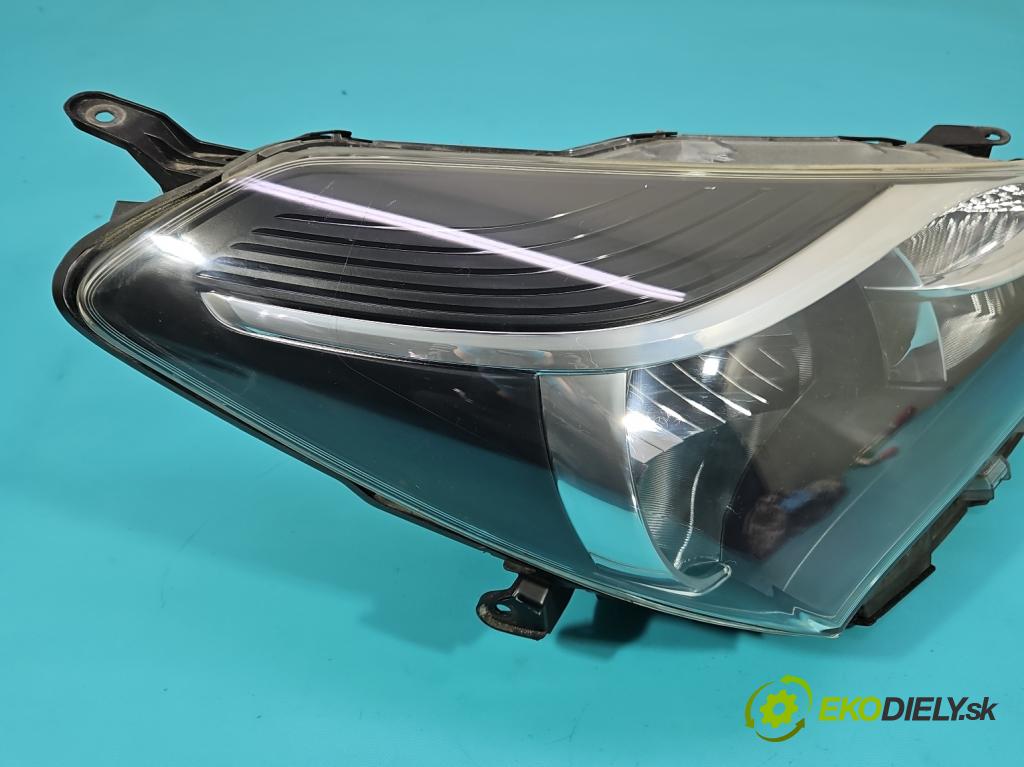 Toyota Yaris III 2011-2020 1.0 VVT-i: 69KM manual 51 kW 998 cm3 3- Reflektor: pravý  (Pravé)