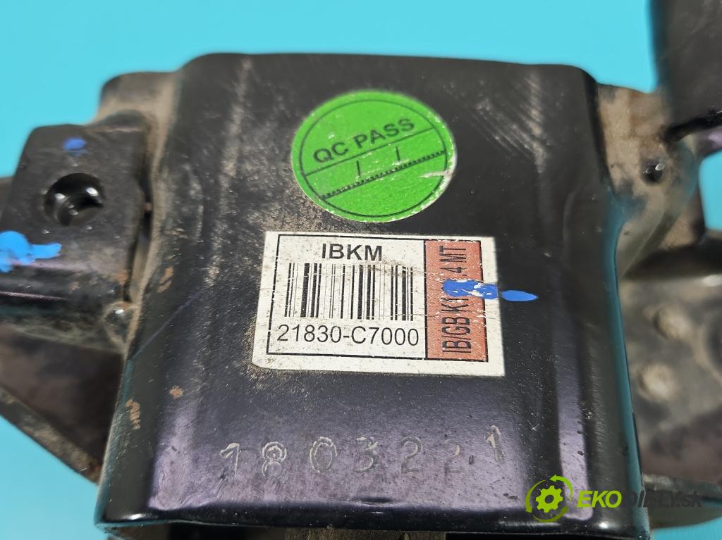 Hyundai i20 II 2014 -2020 1.2 16V (G4LA) 84KM manual 61,8 kW 1248 cm3 5- držiak skřie: stupeň,rýchlosť