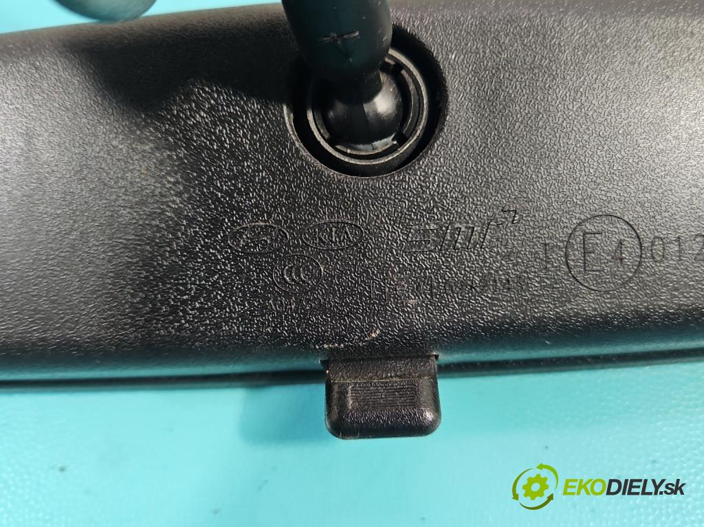 Hyundai i20 II 2014 -2020 1.2 16V 84KM manual 61,8 kW 1248 cm3 5- zpětné zrcátko vnitřní  (Světla vnitřní)