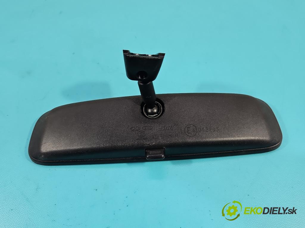 Hyundai i20 II 2014 -2020 1.2 16V 84KM manual 61,8 kW 1248 cm3 5- zpětné zrcátko vnitřní  (Světla vnitřní)