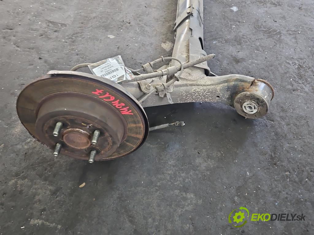 Hyundai i20 II 2014 -2020 1.2 16V (G4LA) 84KM manual 61,8 kW 1248 cm3 5- zadní výztuha  (Výztuhy zadní)