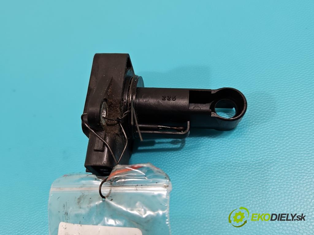 Toyota Corolla E12 2001-2009 1.4 D4D 90 HP manual 66 kW 1364 cm3 5- průtokoměr: 22204-33010 (Váhy vzduchu)