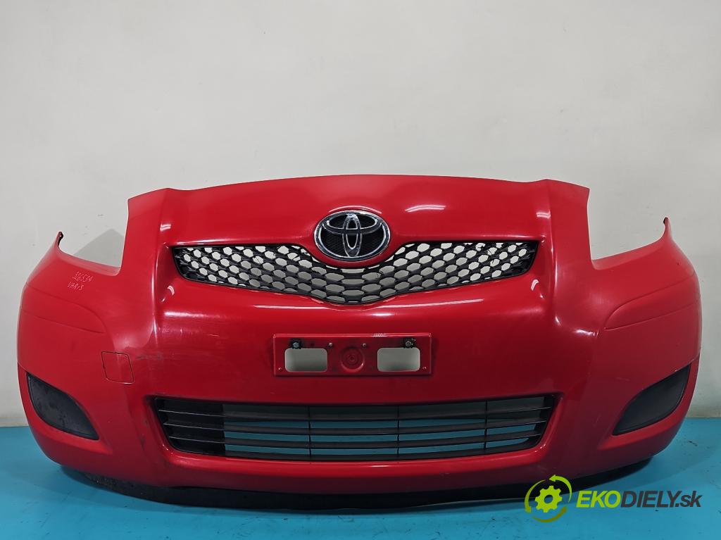 Toyota Yaris II 2005-2011 1.0 VVT-i 69KM manual 51 kW 998 cm3 3- nárazník přední  (Ostatné)