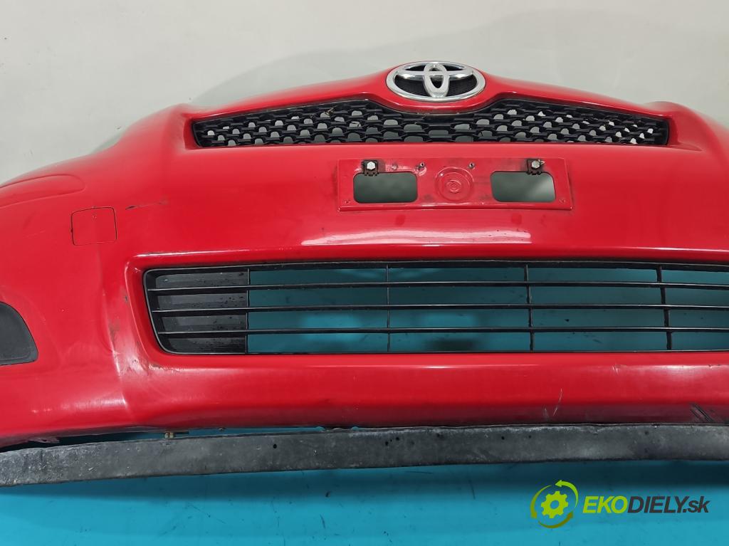 Toyota Yaris II 2005-2011 1.0 VVT-i 69KM manual 51 kW 998 cm3 3- nárazník přední (Ostatné)