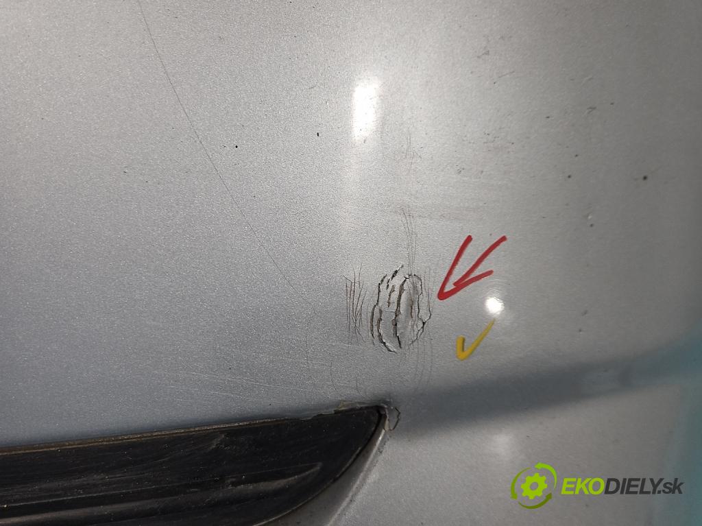 Toyota Corolla E12 2001-2009 1.4 D4D 90 hp manual 66 kW 1364 cm3 5- nárazník zadní  (Ostatné)