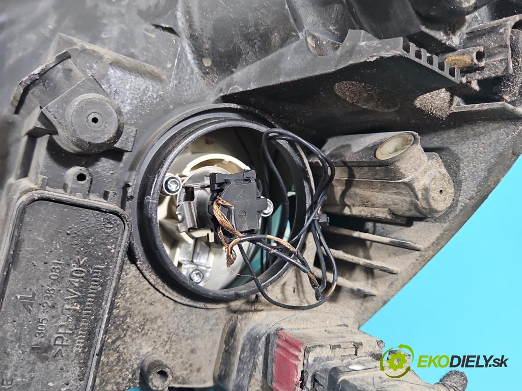 Opel Zafira B 2005-2014 2.2 16V 150 HP manual 110 kW 2198 cm3 5- Reflektor: pravý 0301214202 (Pravé)