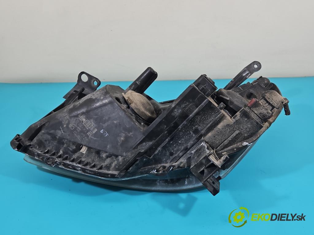 Opel Zafira B 2005-2014 2.2 16V 150 HP manual 110 kW 2198 cm3 5- Reflektor: pravý 0301214202 (Pravé)
