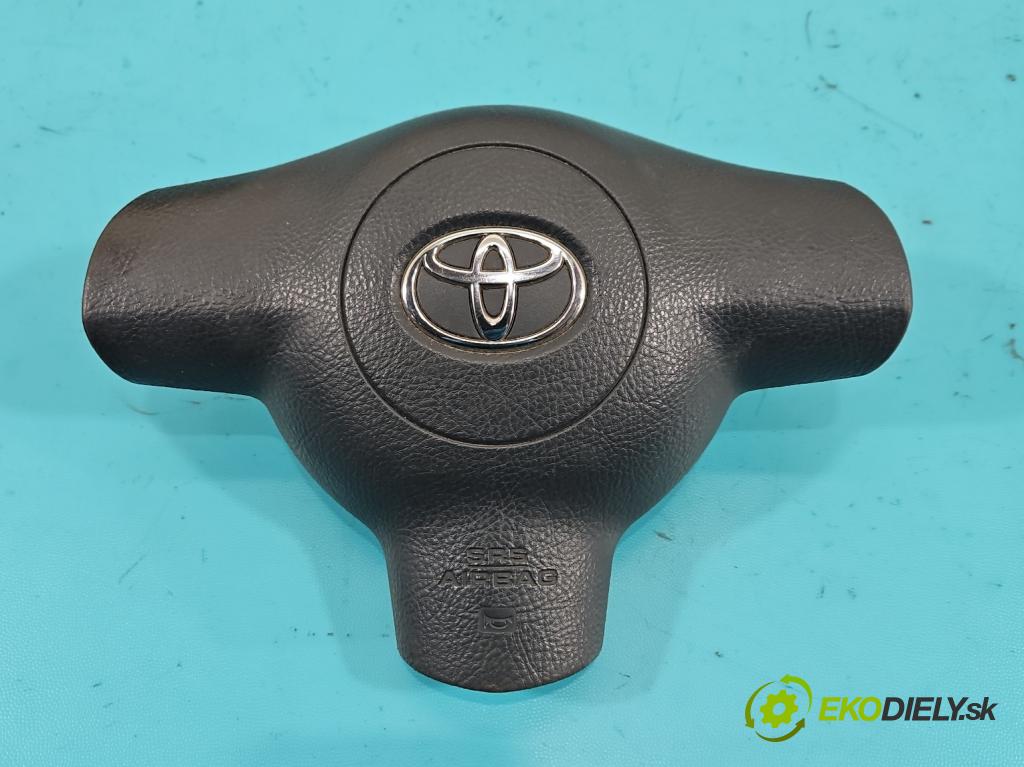 Toyota Corolla E12 2001-2009 1.4 D4D 90 HP manual 66 kW 1364 cm3 5- kokpit,pristrojová doska rozdeľovacia