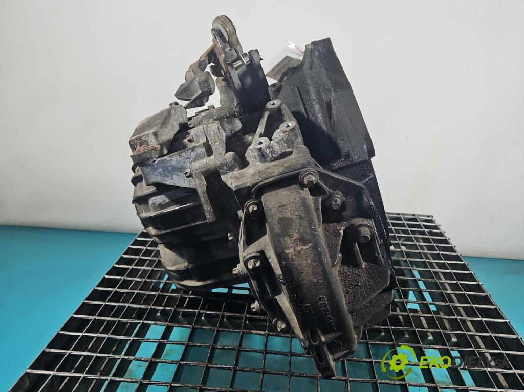 Opel Zafira B 2005-2014 2.2 16V 150 HP manual 110 kW 2198 cm3 5- prevodovka stupeň,rýchlosť manual M32