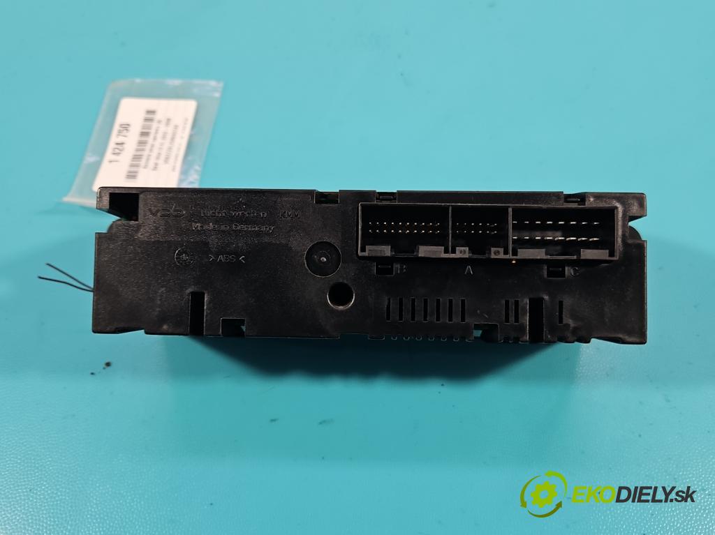 Seat Ibiza III 6L 2002-2008 1.4 16V 75 HP manual 55 kW 1390 cm3 3- panel kúrenia 6L0820043B