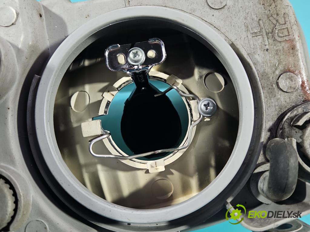 Chevrolet Aveo T200 2003-2008 1.4 8V 83 HP manual 61 kW 1399 cm3 4- Reflektor: pravý (Pravé)