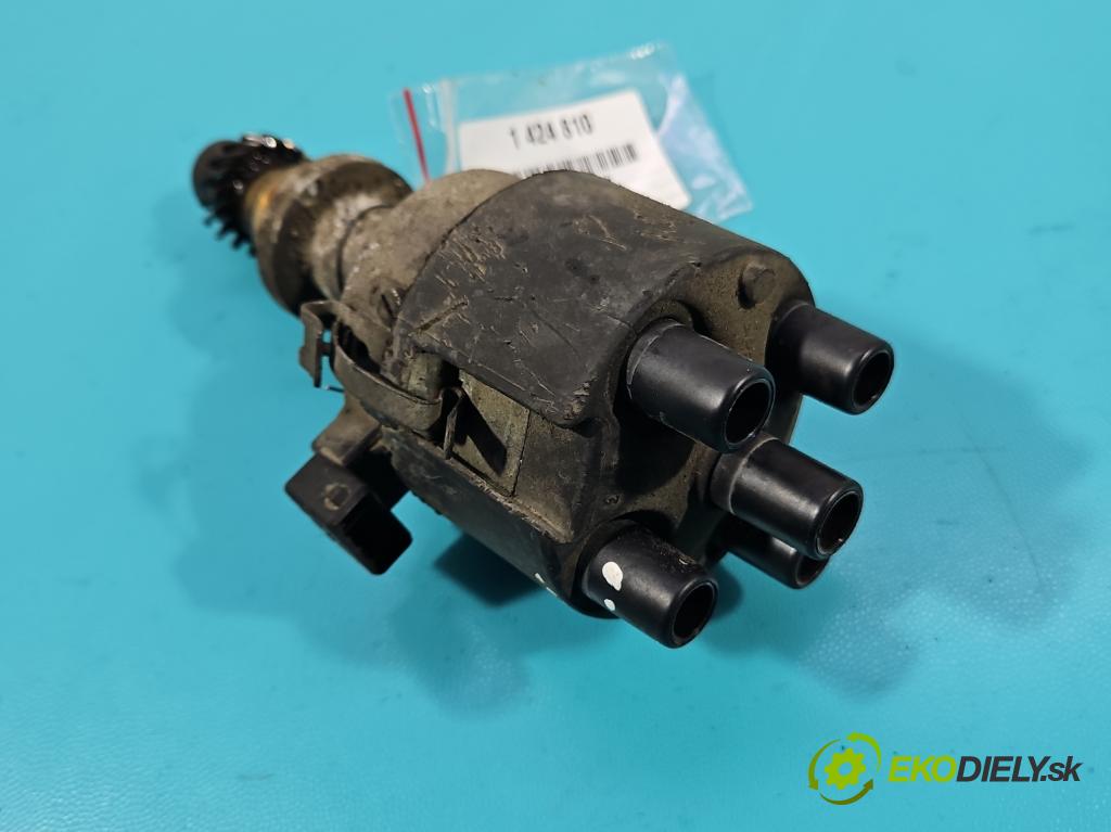 Audi A4 B5 1994-2001 1.6 8V 101 HP manual 74 kW 1595 cm3 4- rozdeľovač  (Rozdeľovače)