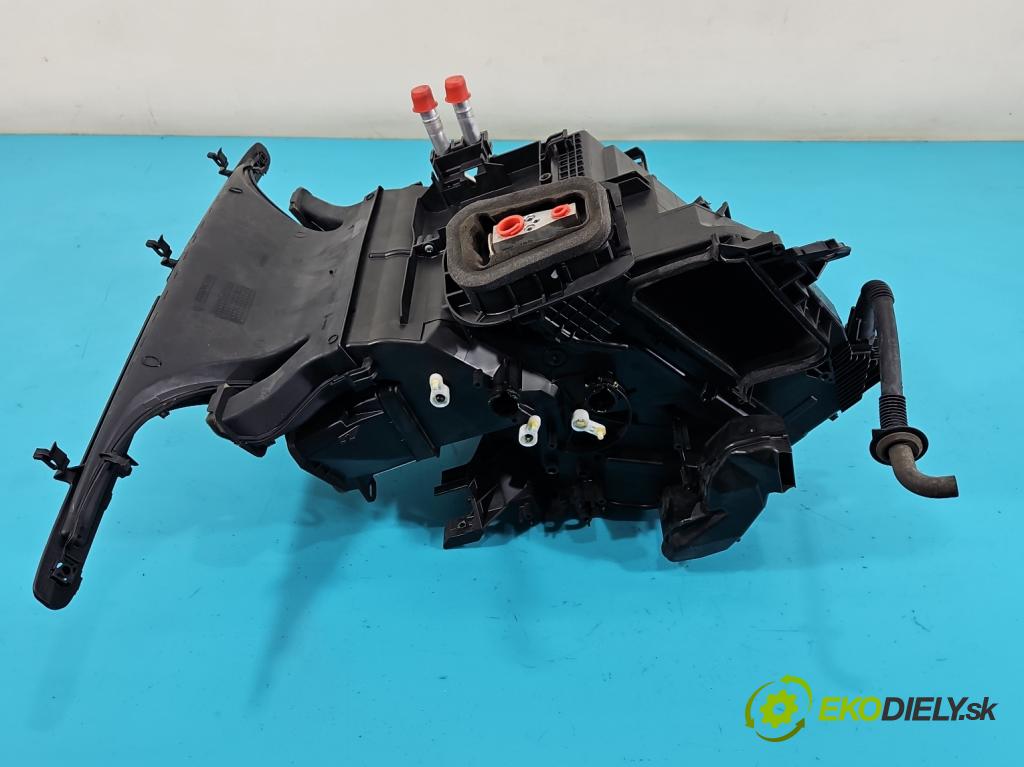 Toyota Yaris III 2011-2020 1.0 VVT-i: 69KM manual 51 kW 998 cm3 3- radiator  (Radiátor kúrenia)