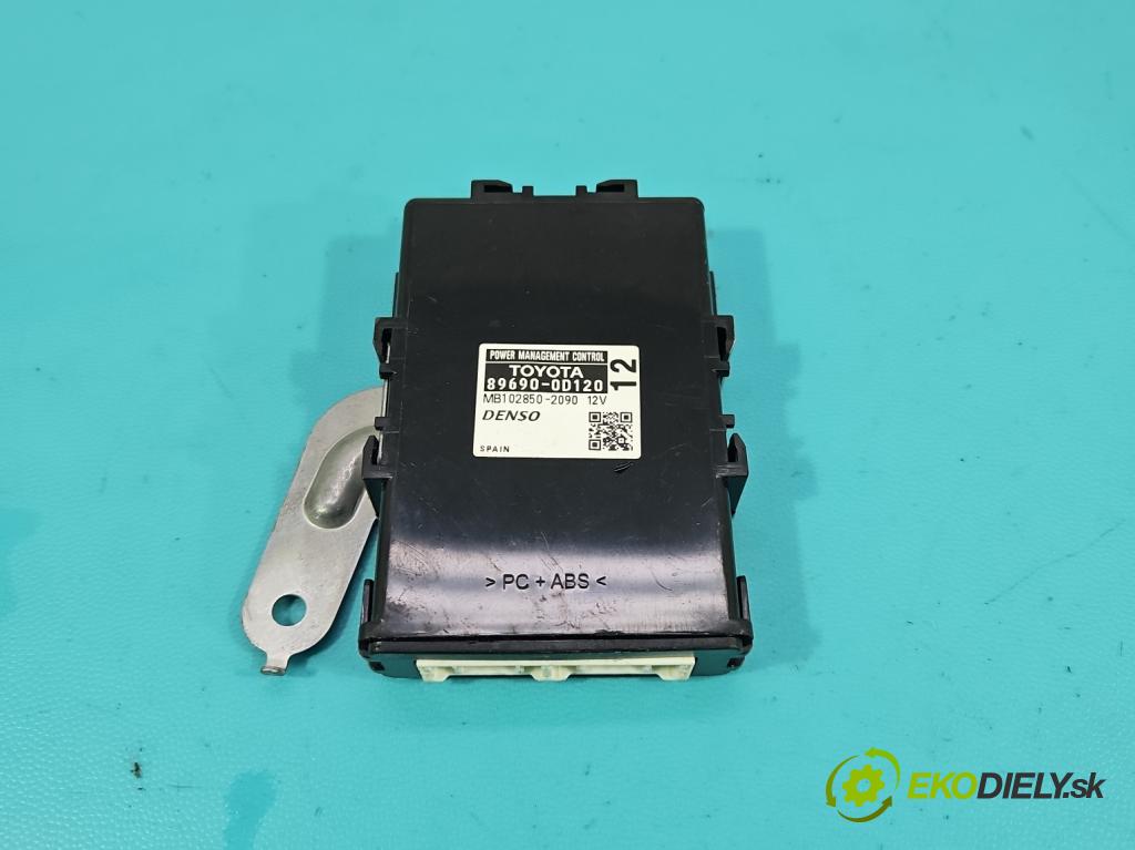 Toyota Yaris III 2011-2020 1.0 VVT-i: 69KM manual 51 kW 998 cm3 3- riadiaca jednotka motora 0261S09657