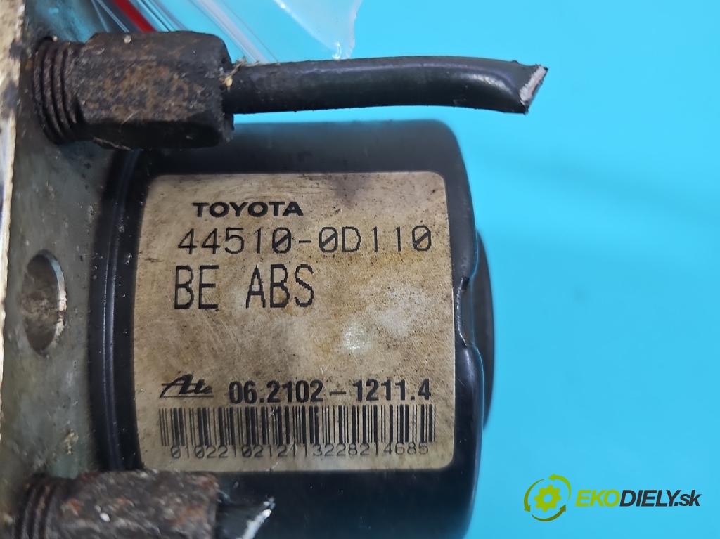Toyota Yaris II 2005-2011 1.0 VVT-i: 69KM manual 51 kW 998 cm3 3- čerpadlo abs 44510-0D110 (Pumpy ABS)