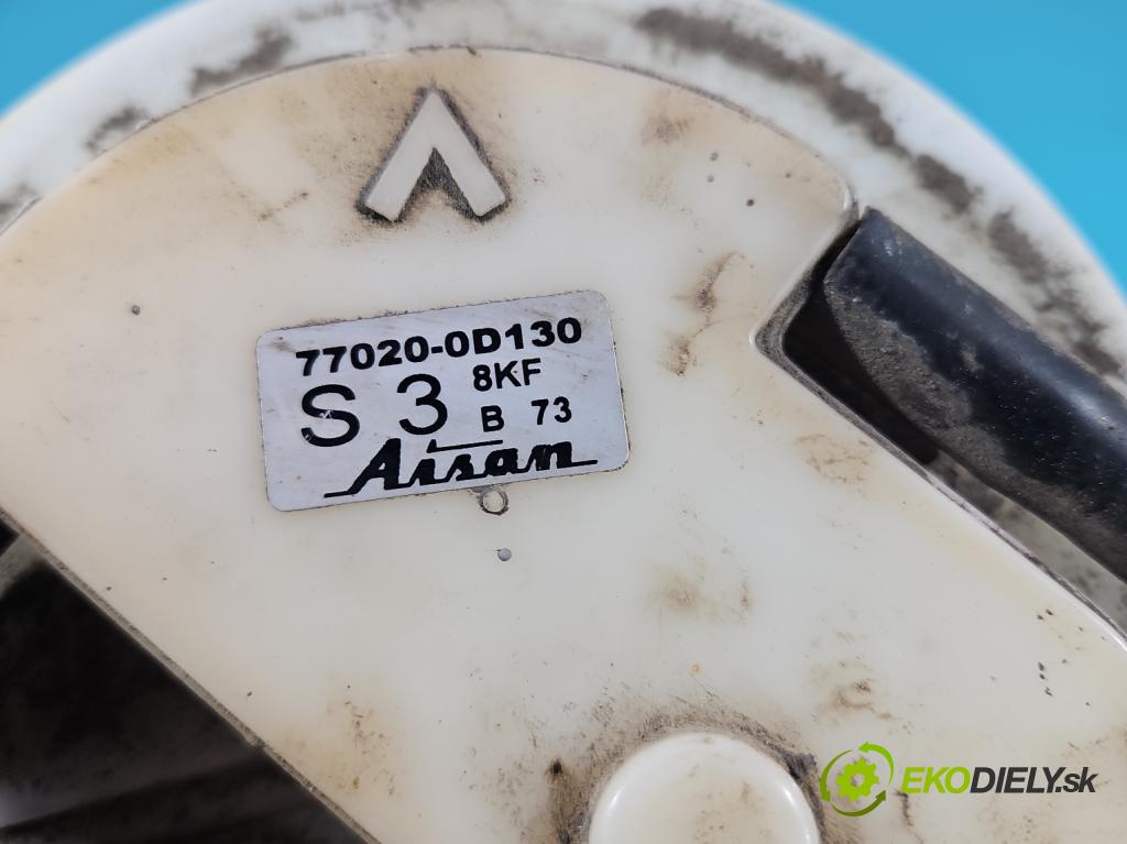 Toyota Yaris II 2005-2011 1.0 VVT-i 69KM manual 51 kW 998 cm3 3- čerpadlo paliva 77020-0D130