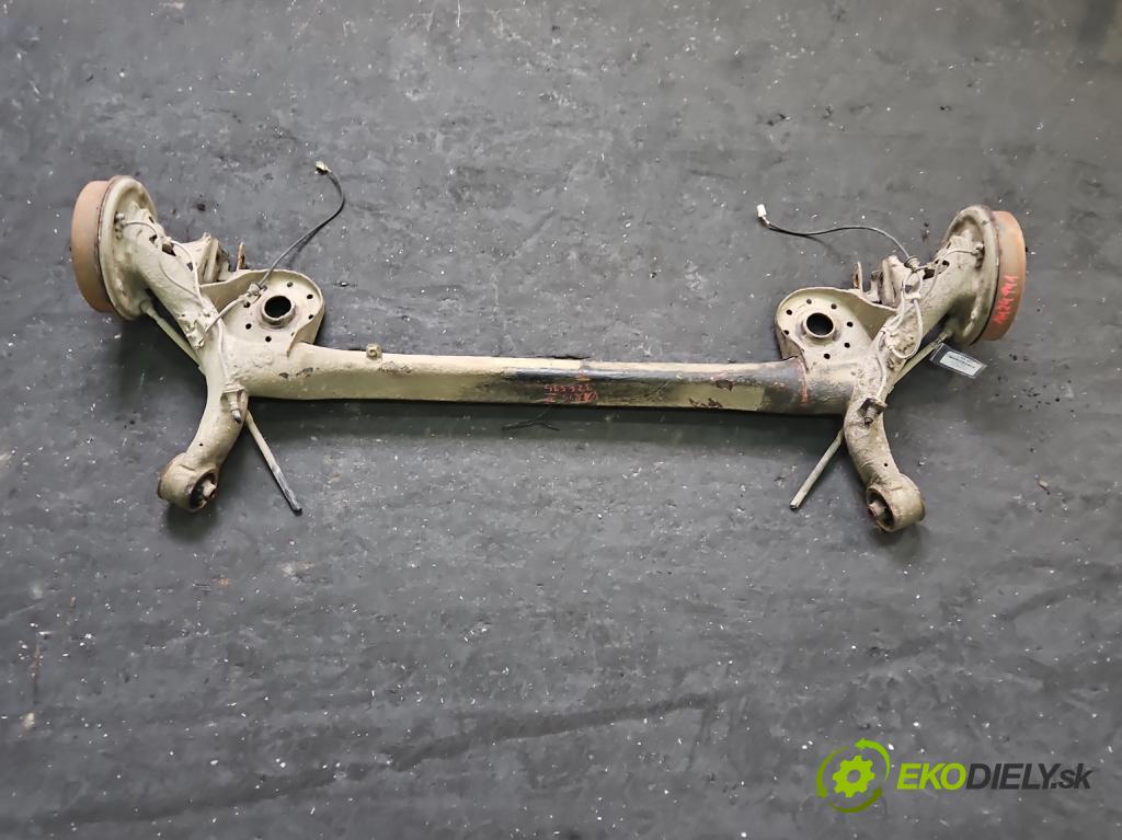 Toyota Yaris II 2005-2011 1.0 VVT-i 69KM manual 51 kW 998 cm3 3- zadní výztuha  (Výztuhy zadní)