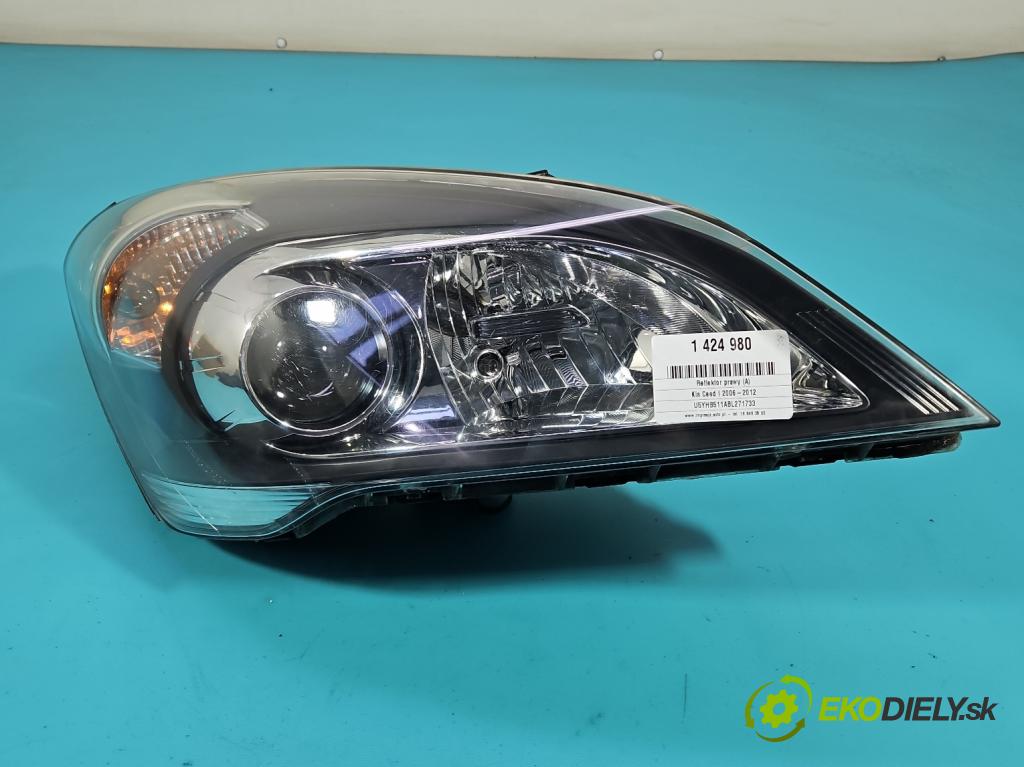 Kia Ceed I 2006-2012 1.4 16v 90 HP manual 66 kW 1396 cm3 5- Reflektor: pravý  (Pravé)