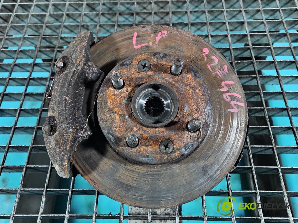 Kia Rio I 1999-2005 1.3 16v 75 HP manual 55 kW 1343 cm3 5- náboj ľavé  (Náboje)