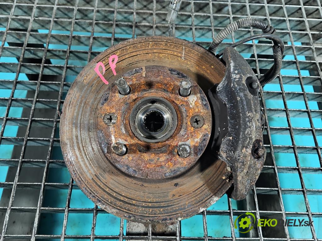 Kia Rio I 1999-2005 1.3 16v 75 HP manual 55 kW 1343 cm3 5- náboj pravé  (Náboje)