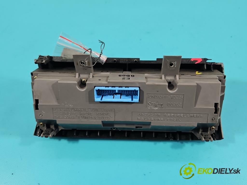 Honda CR-V II 2001-2006 2.0 16v 150 HP manual 110 kW 1998 cm3 5- panel kúrenia