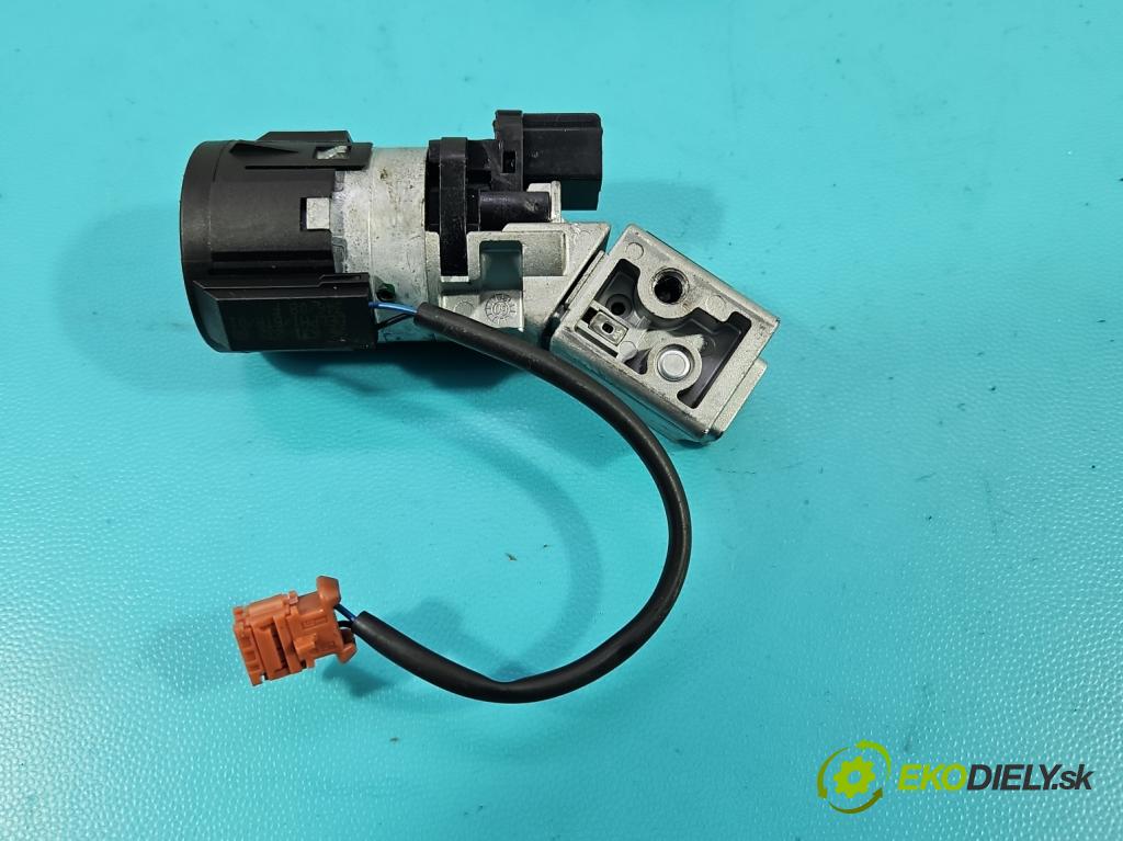 Peugeot 207 1.4 16v 88 HP manual 65 kW 1397 cm3 3- riadiaca jednotka motora 0261201863