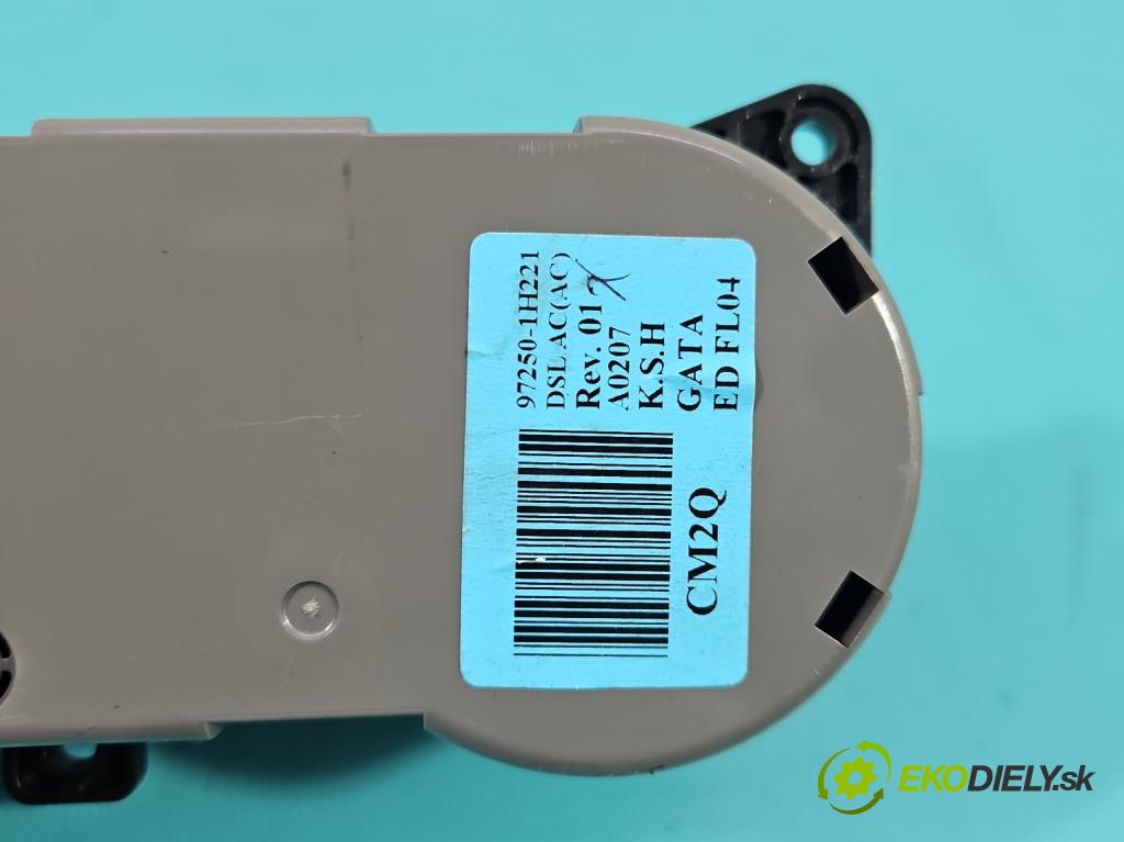 Kia Ceed I 2006-2012 1.4 16v 90 HP manual 66 kW 1396 cm3 5- panel kúrenia 97250-1H221