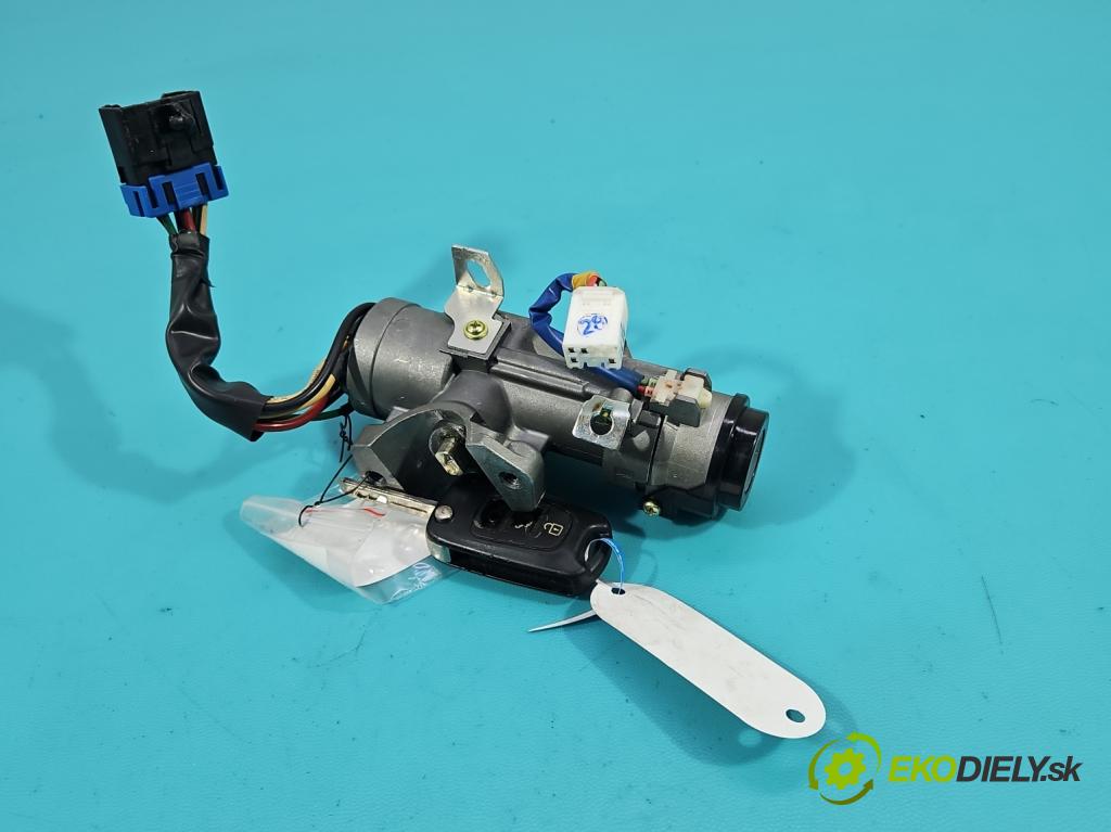 Kia Ceed I 2006-2012 1.4 16v 90 HP manual 66 kW 1396 cm3 5- Spínačka  (Spínacie skrinky a kľúče)