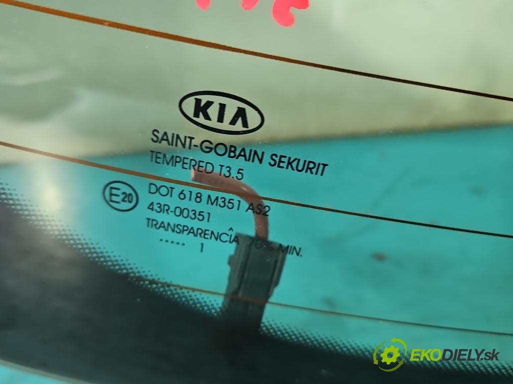 Kia Ceed I 2006-2012 1.4 16v 90 HP manual 66 kW 1396 cm3 5- sklo zadná  (Sklo zadné)