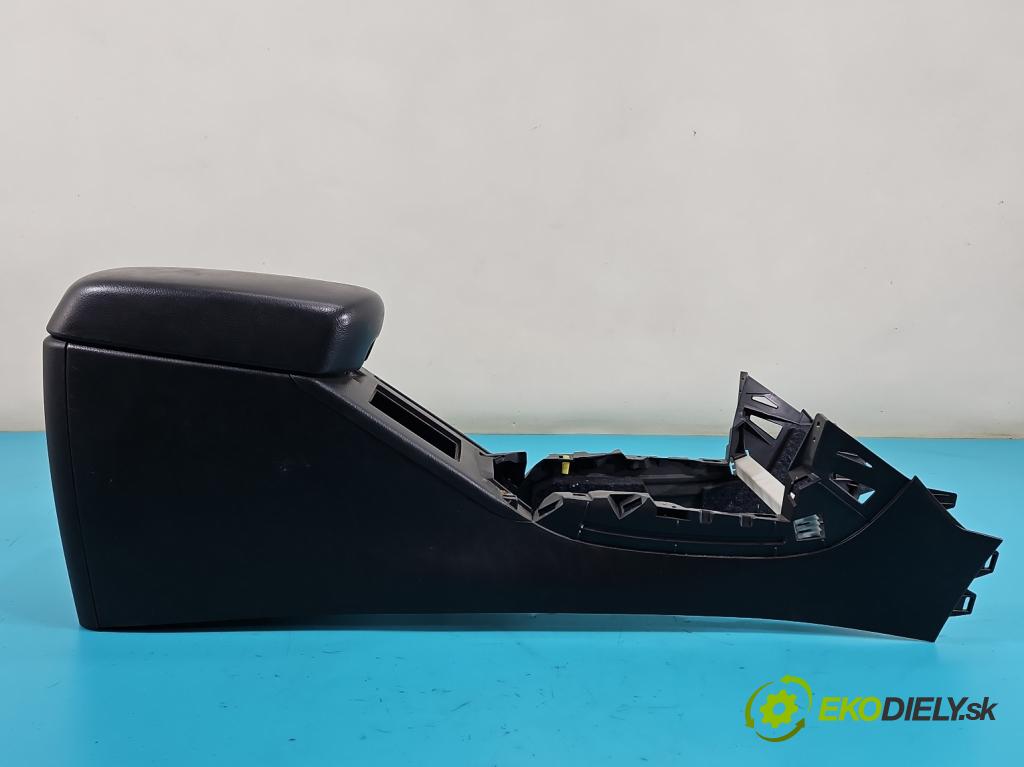 Toyota Rav4 III 2005-2012 2.2 D-CAT 177 HP manual 130 kW 2231 cm3 5- operadlo 58912-42020 (Lakťové opierky)