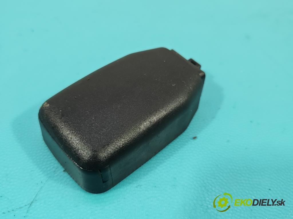 Toyota Rav4 III 2005-2012 2.2 D-CAT 177 HP manual 130 kW 2231 cm3 5- snímač déšť: 89941-42010 (Snímače dažďa)