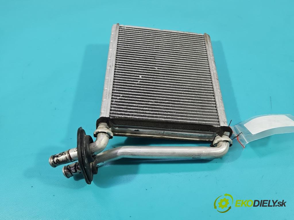 Toyota Rav4 III 2005-2012 2.2 D-CAT 177 HP manual 130 kW 2231 cm3 5- radiator  (Radiátor kúrenia)
